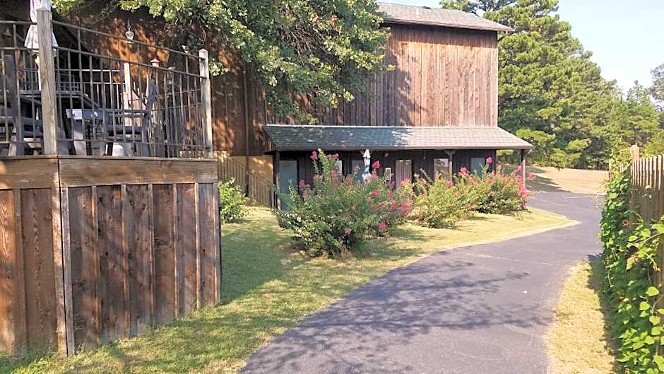 Country Mountain Inn