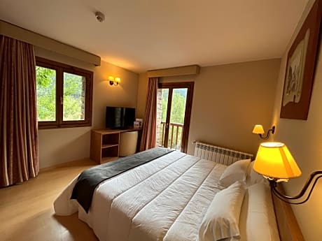 Triple Room (3 Adults)