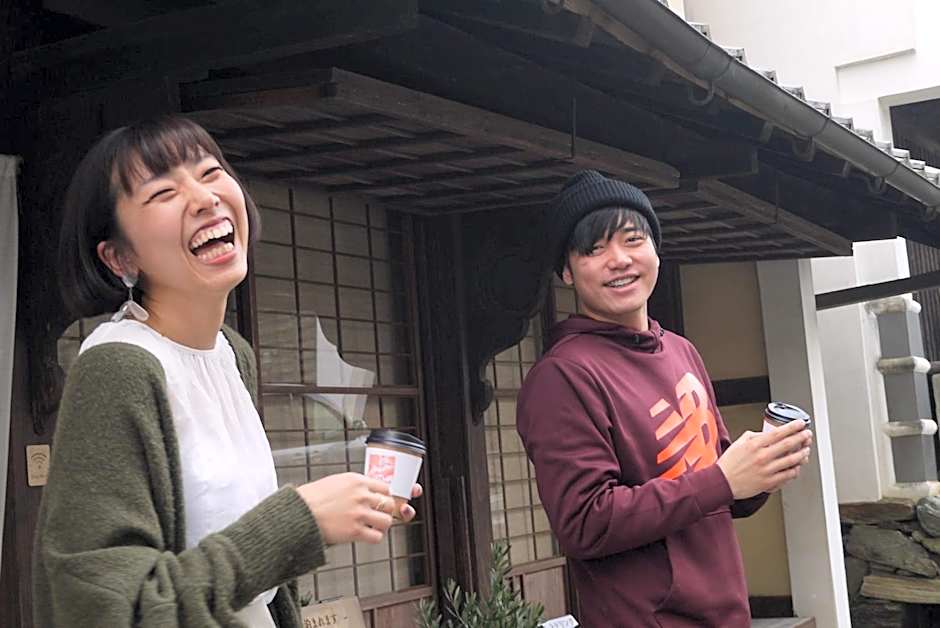 Hostel & Tatami Bar Uchikobare -内子晴れ-