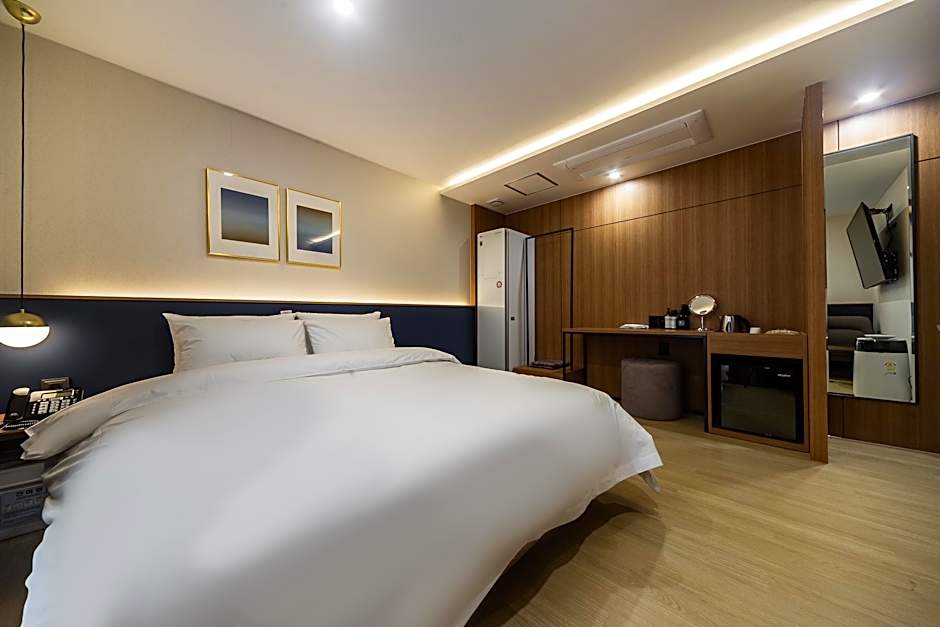 Changwon Masan Shinpo No. 25