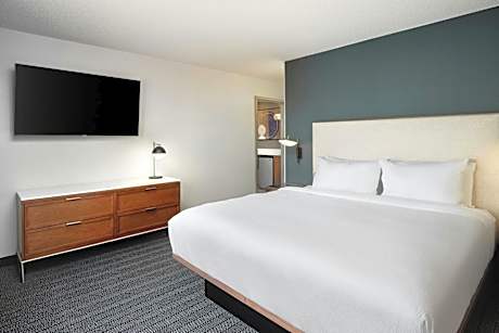 One-Bedroom King Suite with Balcony and Sofa Bed