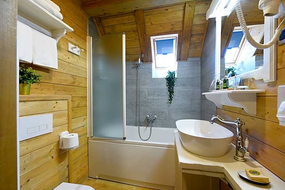 Lakeside Hotel Plitvice