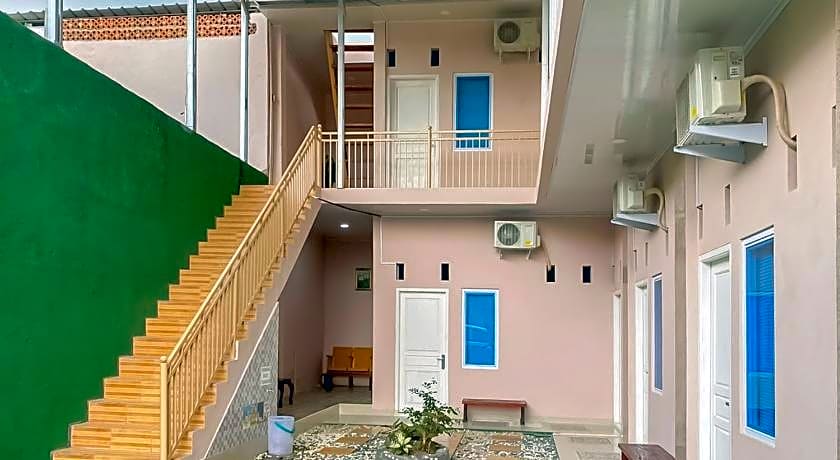 RedDoorz Syariah near PKOR Lampung