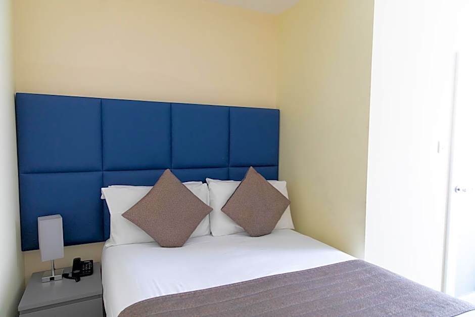 Duke Of Leinster Hotel