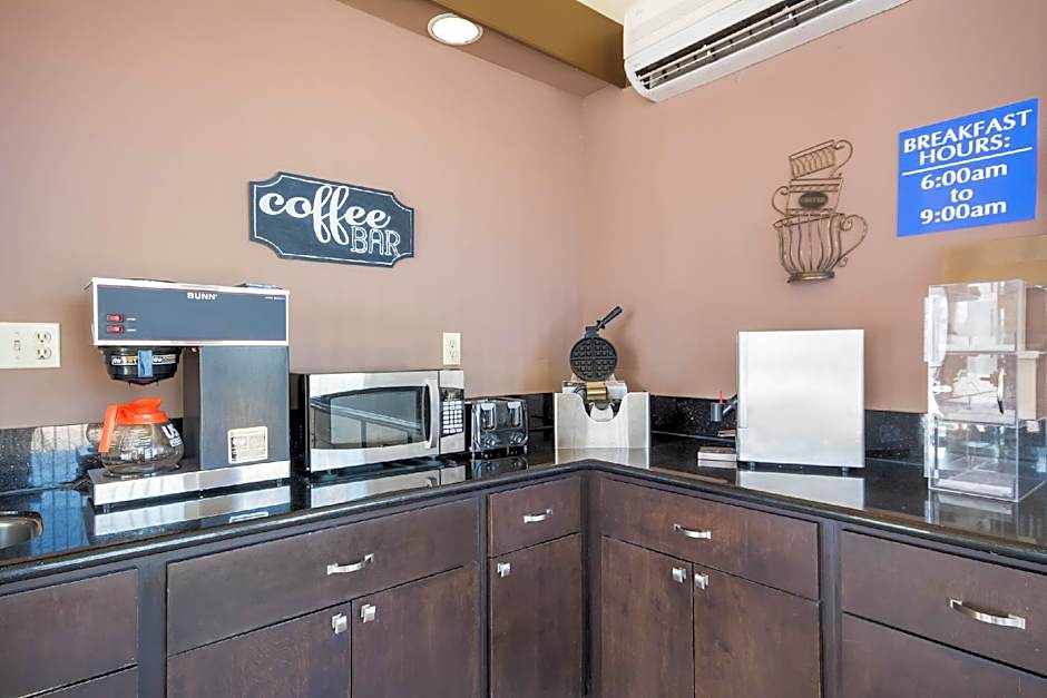 Econo Lodge Inn & Suites Oklahoma City – Oklahoma City, OK