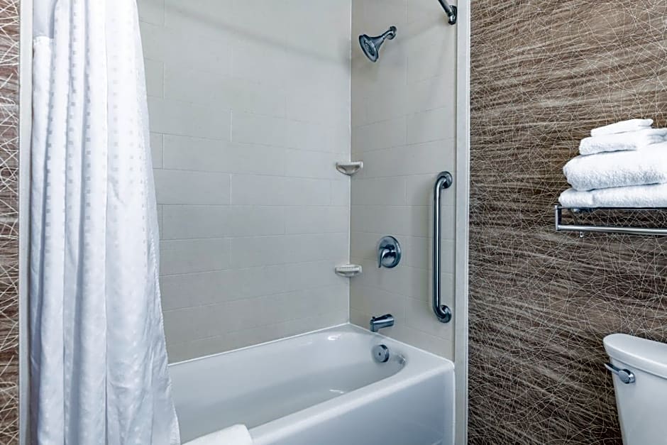 Holiday Inn Express & Suites Ironton By IHG