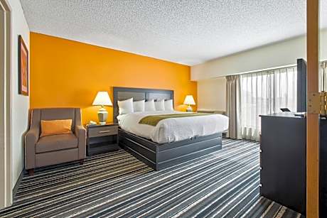 Suite with Spa Bath