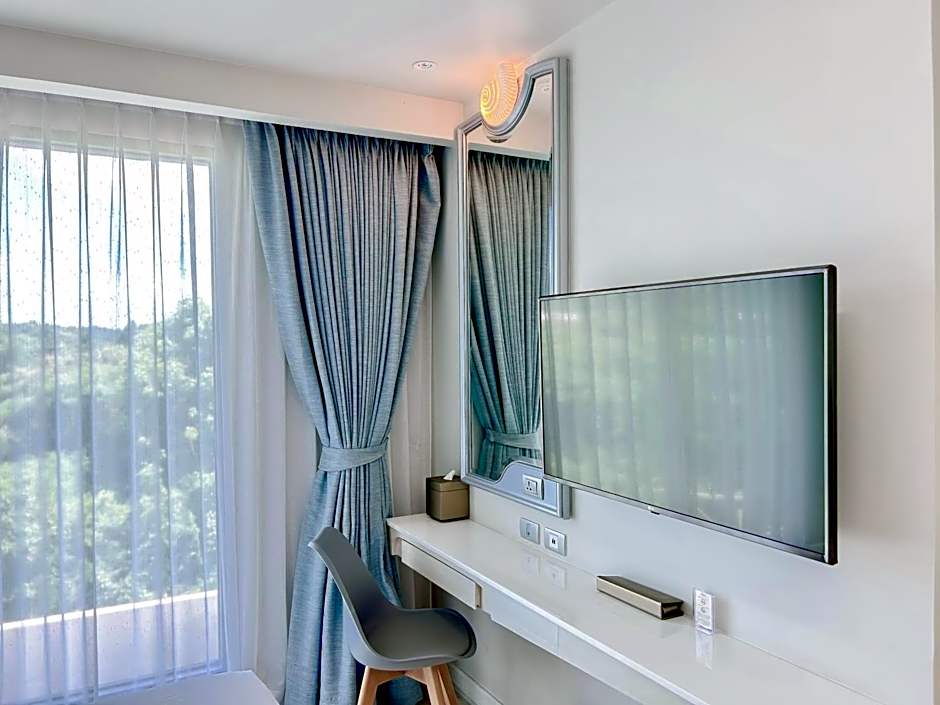 Centara Sonrisa Residences & Suites Sriracha