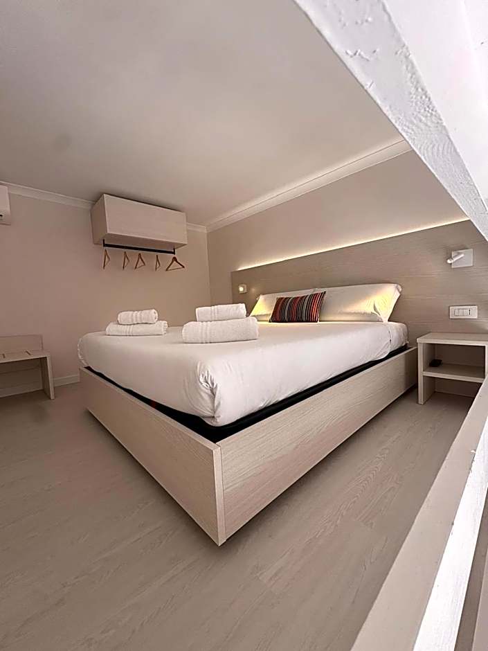 Casa Blanca Rooms&Suites