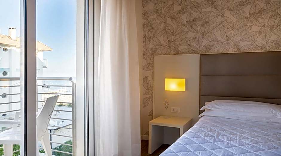 Hotel Columbia & Ninfea