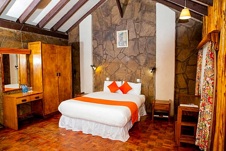 Naro Moru River Lodge