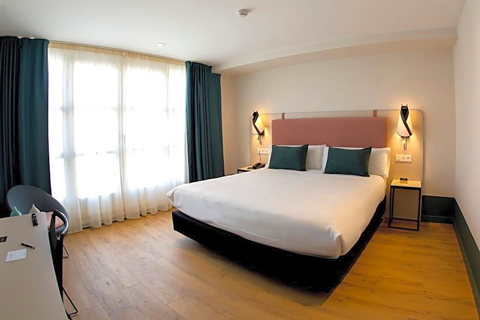 Hotel Plaza De La Paz