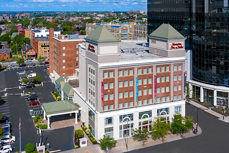 Hampton Inn & Suites Buffalo/Downtown