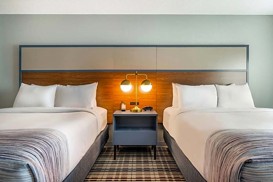 AmericInn by Wyndham Fairfield