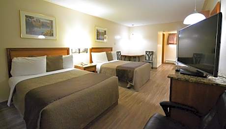 Deluxe Double Room with Two Double Beds