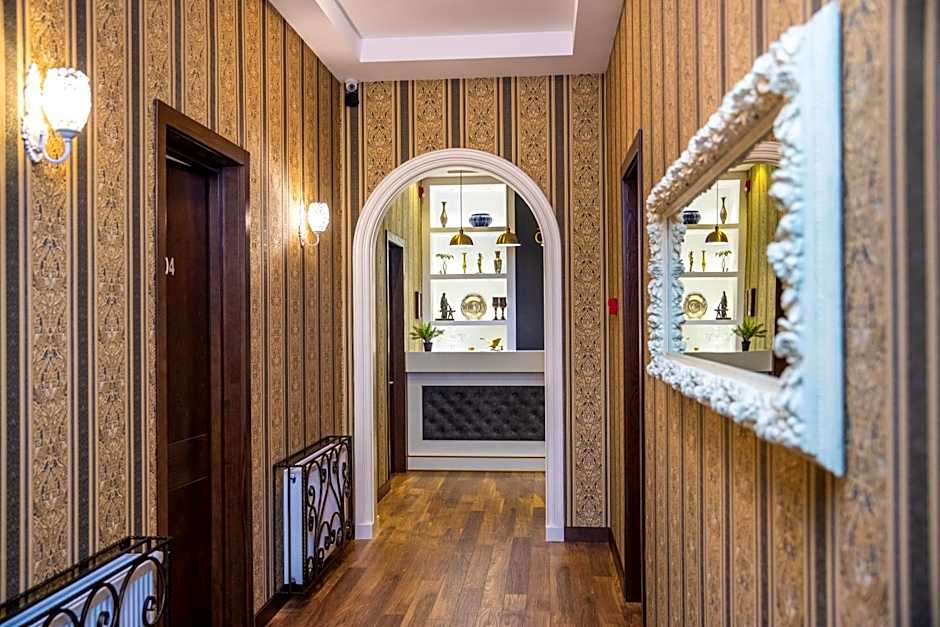 Ornament Hotel