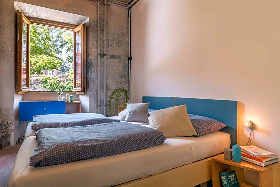 Un posto a Milano - guesthouse all'interno di una cascina del 700