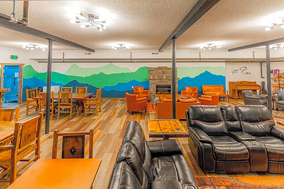 Pintler's Portal Hostel