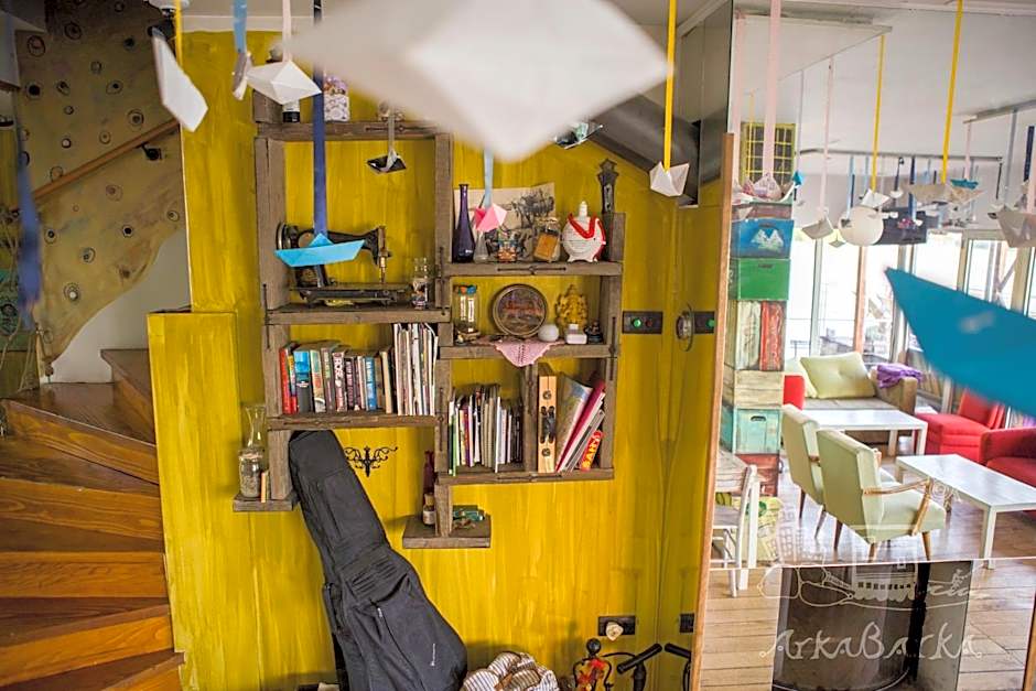 ArkaBarka Floating Hostel