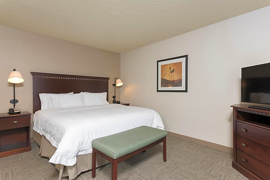 Hampton Inn & Suites Hartford-Manchester