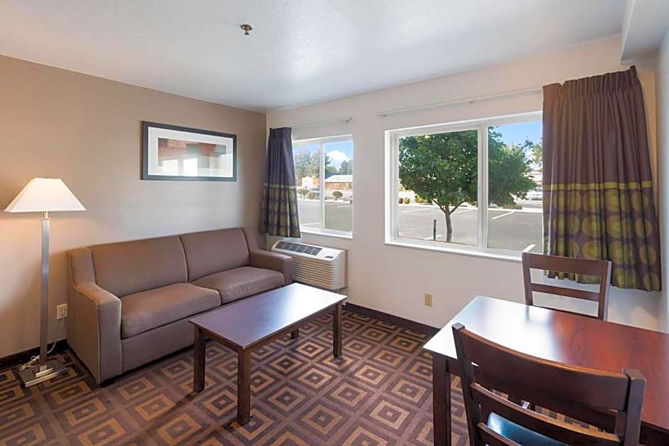 Quality Inn & Suites Kennewick Tri-Cities