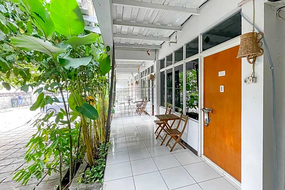 RedDoorz Syariah at Jalan RA Kosasih Sukabumi