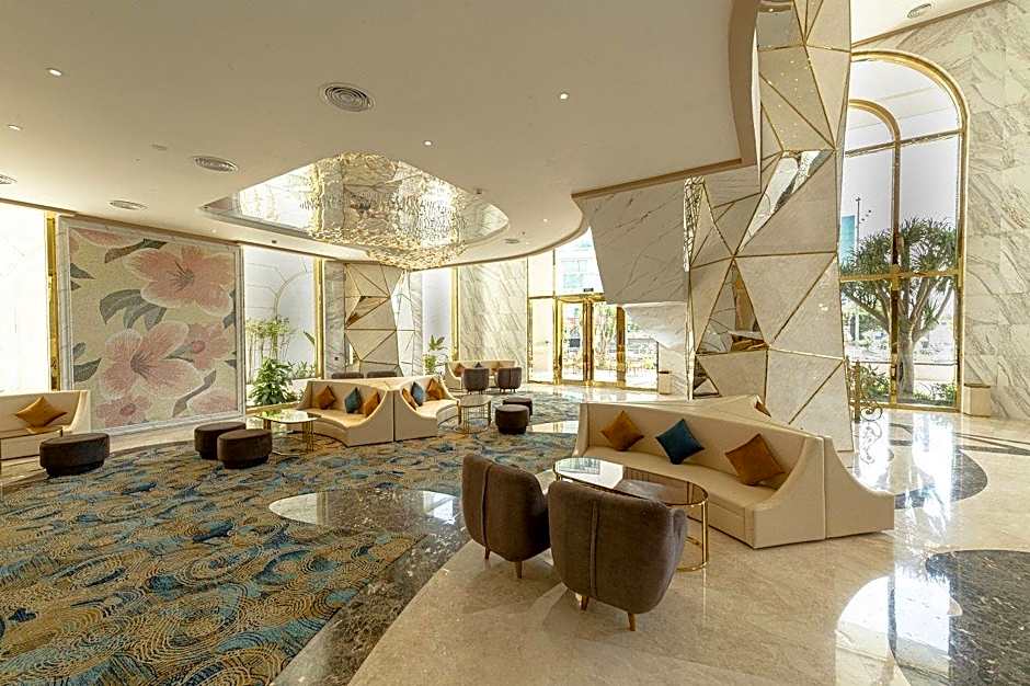 LA VELA Saigon Hotel