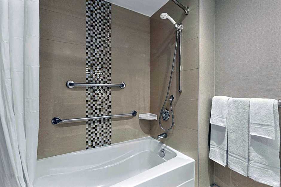 Days Inn by Wyndham Ottawa