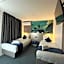 Elberg Hotel & Apartments