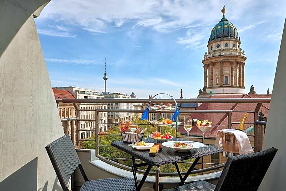 Hotel Luc, Autograph Collection