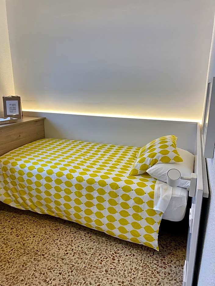 Guest House Espinardo Casa Universitaria