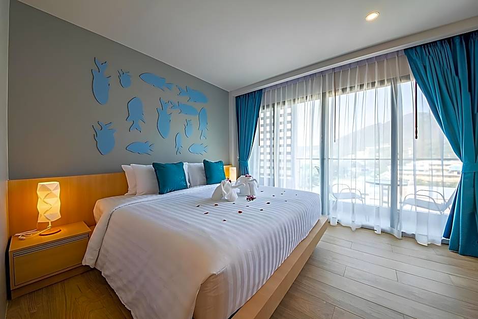 Golden Paradise Hotel