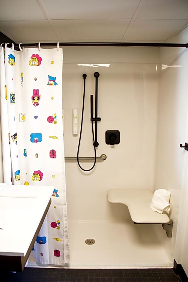 Cartoon Network Hotel