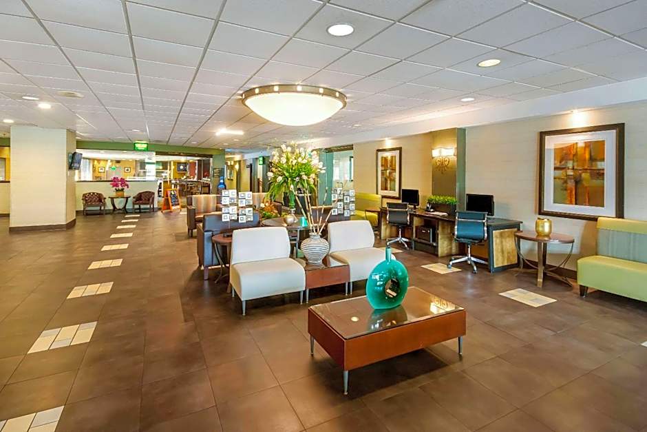 Exton Hotel and Conference Center