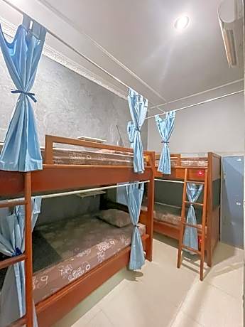 1 Person in 4-Bed Dormitory - Mixed