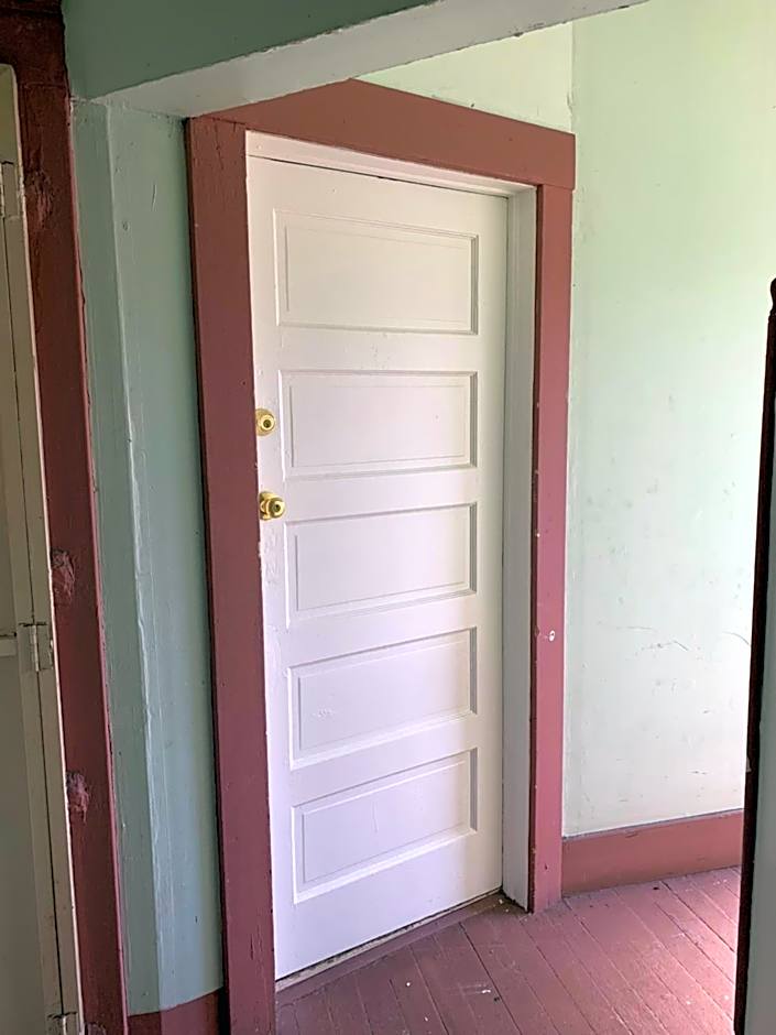 Pads on Pasadena Ave