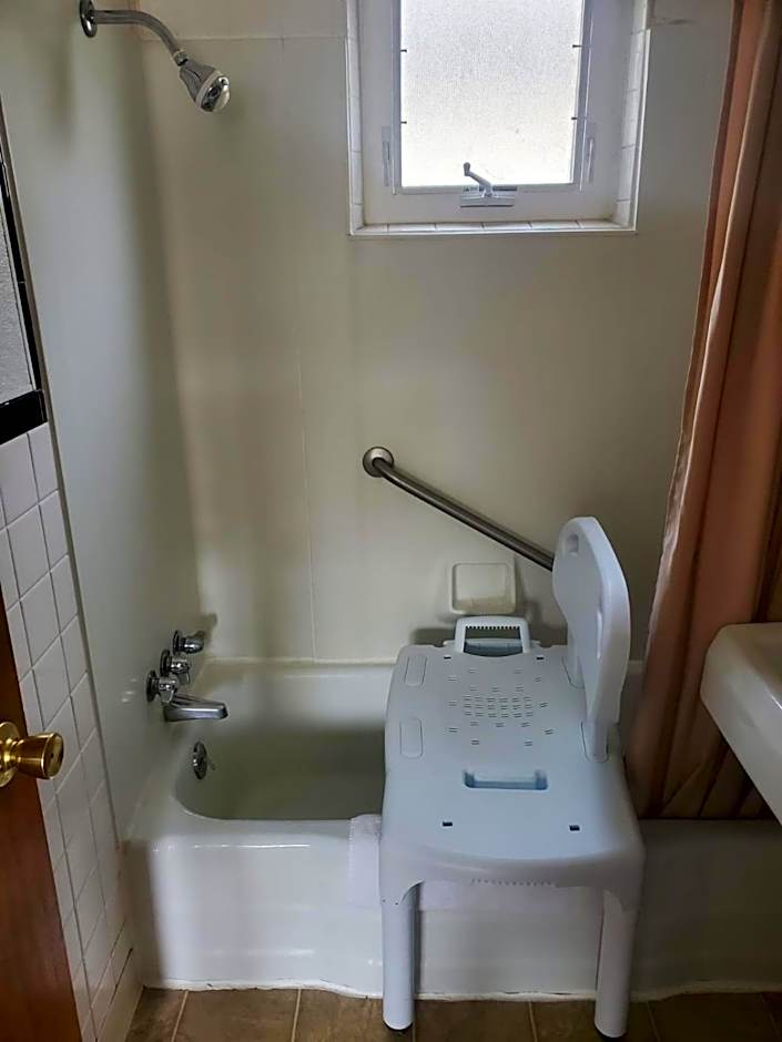 Golden Gate Lodging