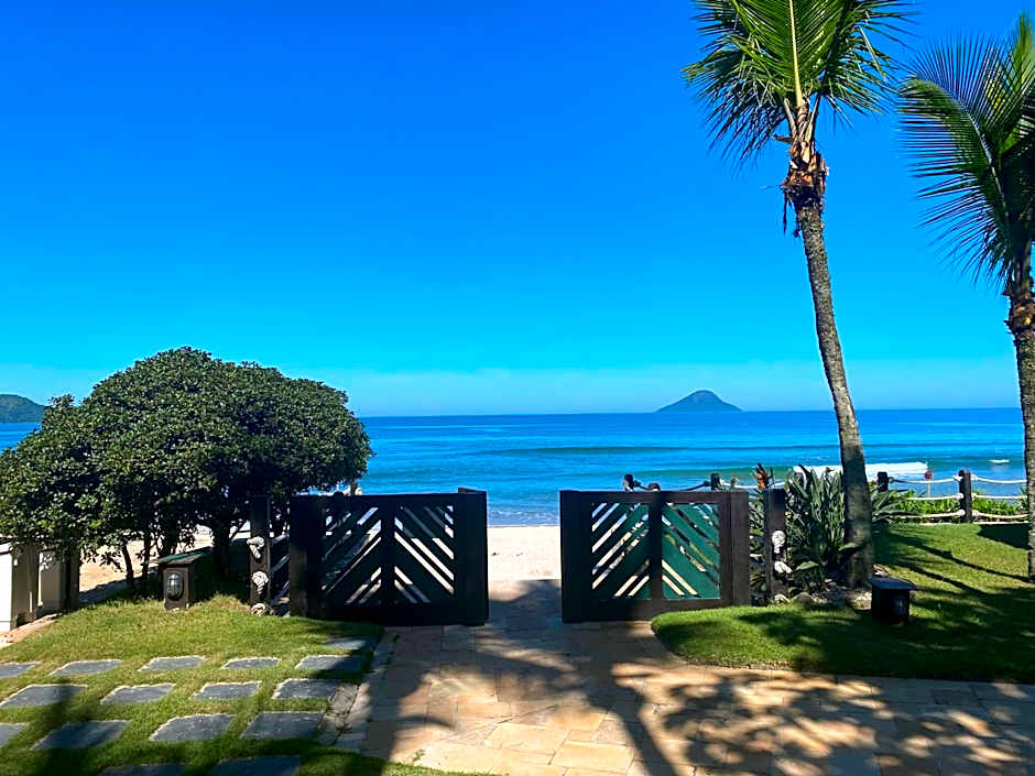 Juquehy - Condomínio de Frente para o Mar - Piscina Aquecida - Quadra de Tenis