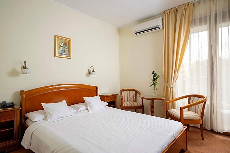 Hotel Sarmis
