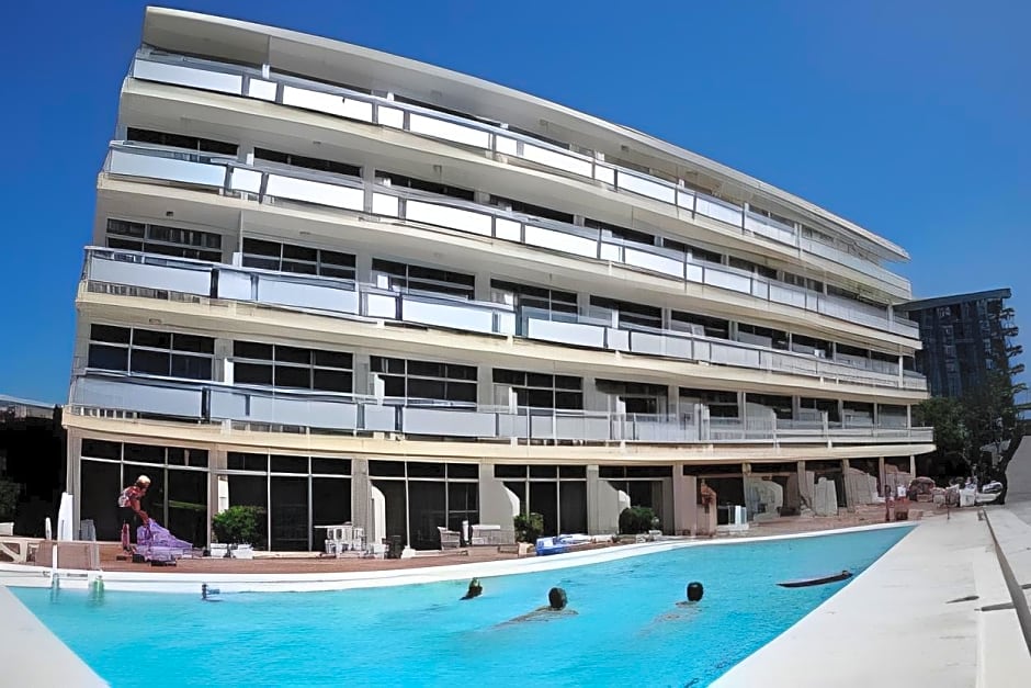 Apartamentos Strelitzias