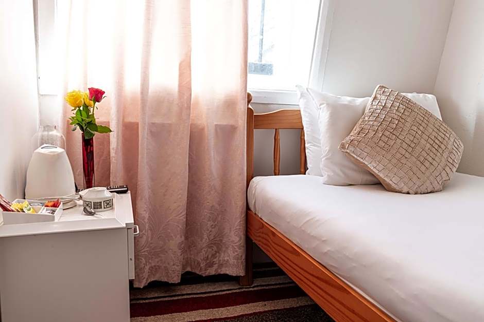 Lancaster Court Hotel