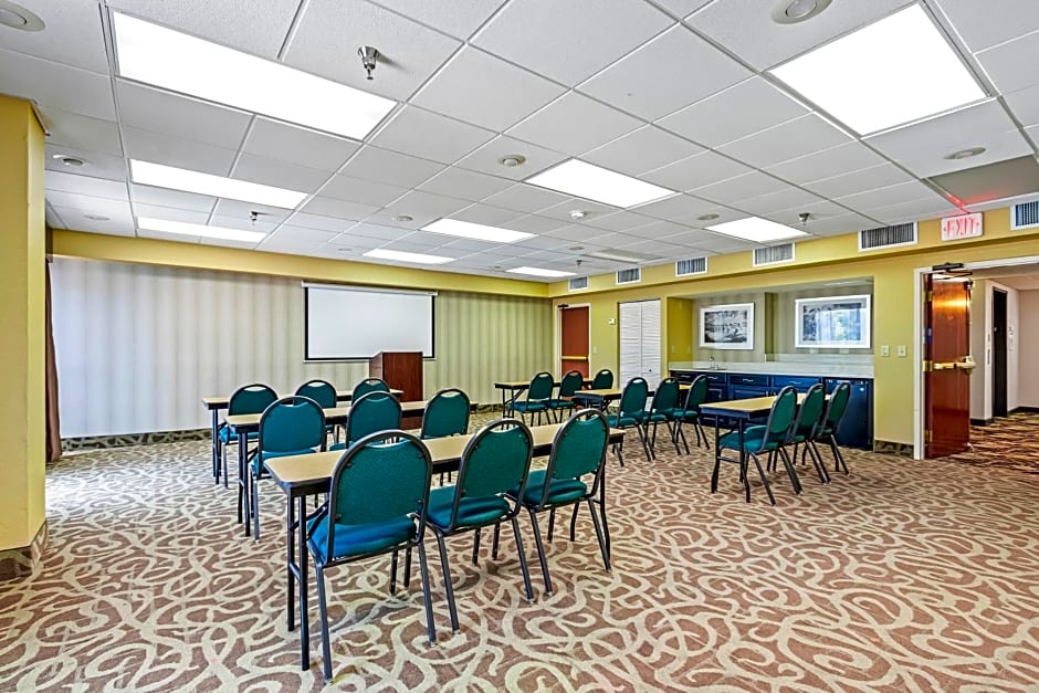 Holiday Inn St. Petersburg West By IHG