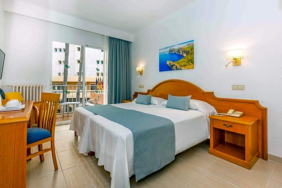 Valentin Reina Paguera - Adults Only