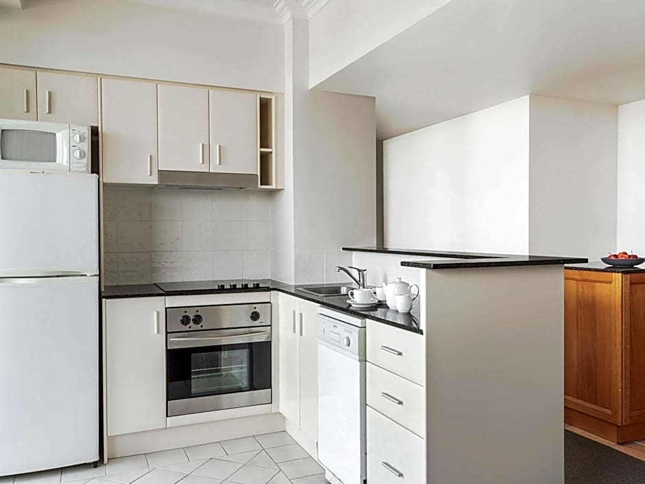 Mantra on Queen Brisbane