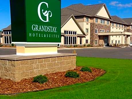 GrandStay Hotel & Suites Thief River Falls