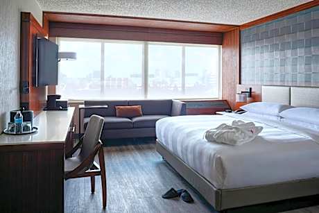 Club Level King or 2 Doubles Room