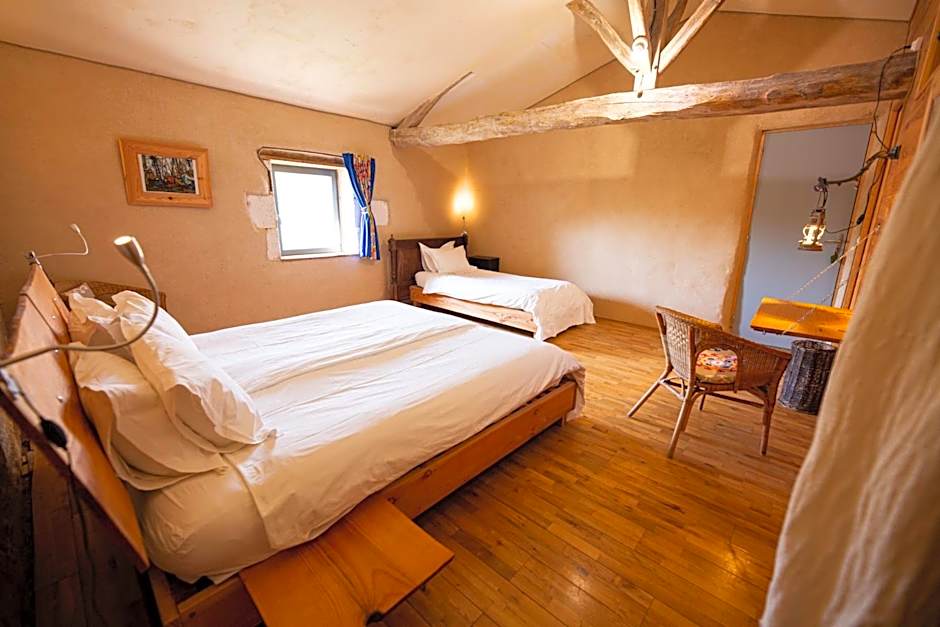 Domaine De Chantemerle B'nB