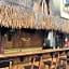 Banana Bungalow West Hollywood Hotel & Hostel