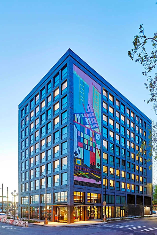 citizenM Seattle Pioneer Square