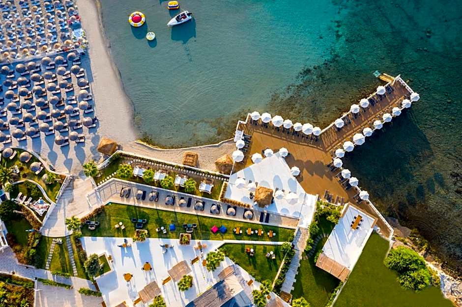 Design Plus Seya Beach Hotel